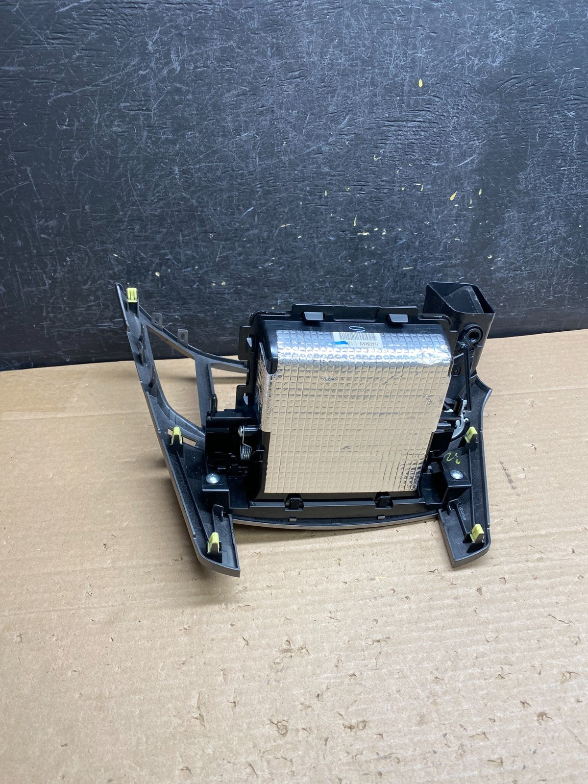 2010-2014 Subaru Legacy Outback Vent Radio Panel Trim Bezel AG6389 DG3