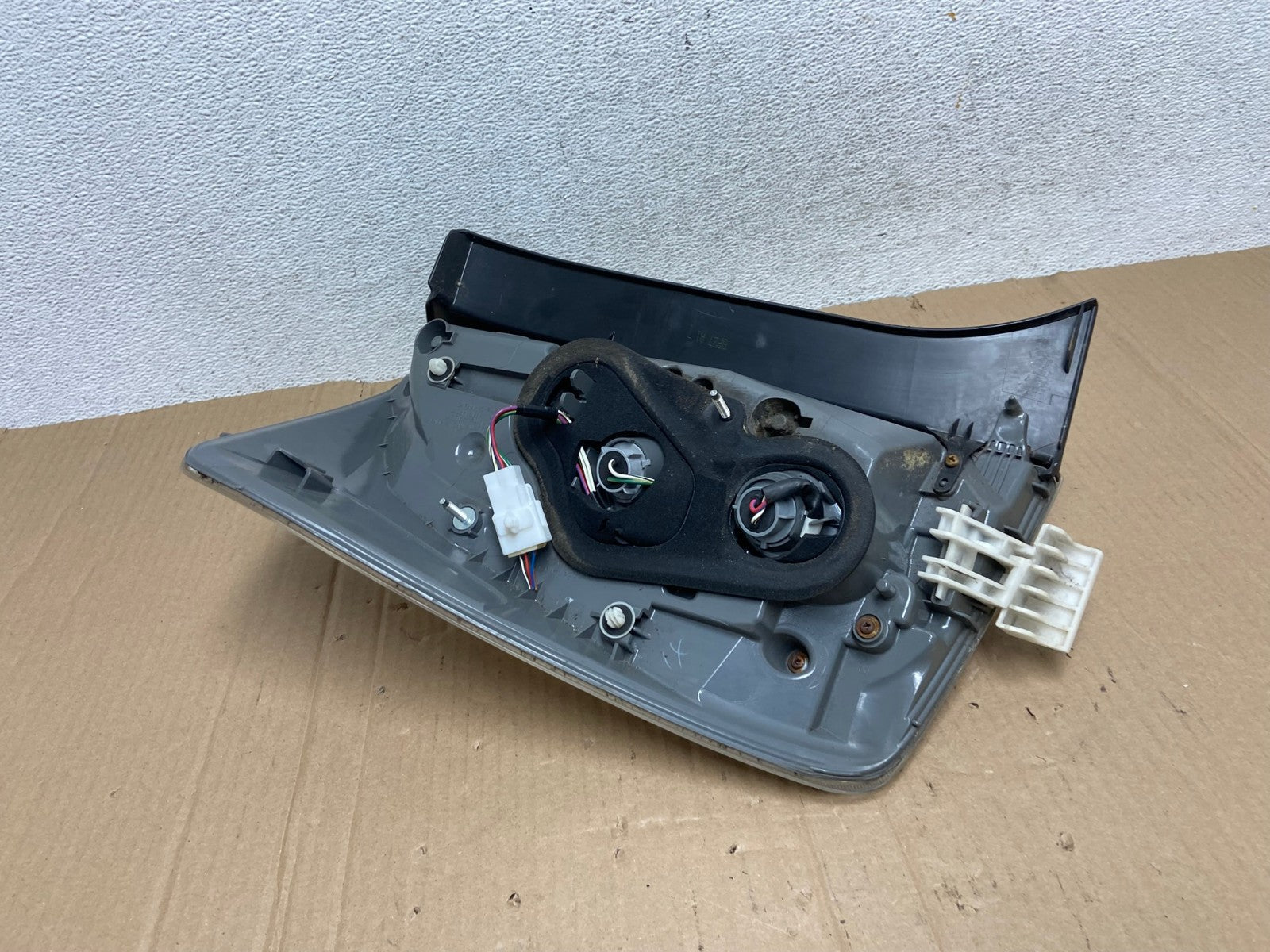 2012 to 2015 Toyota Prius Tail Light Right Passenger RH Side AE8931 LK7