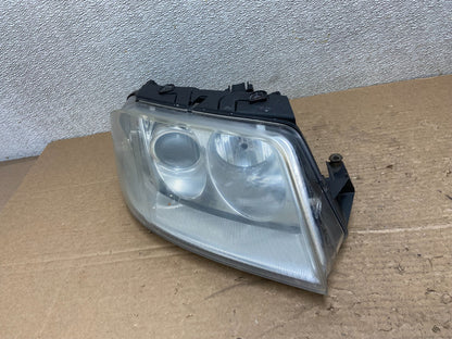 2001-2005 Volkswagen Passat Right RH Halogen Headlight Oem AB4939 DW1