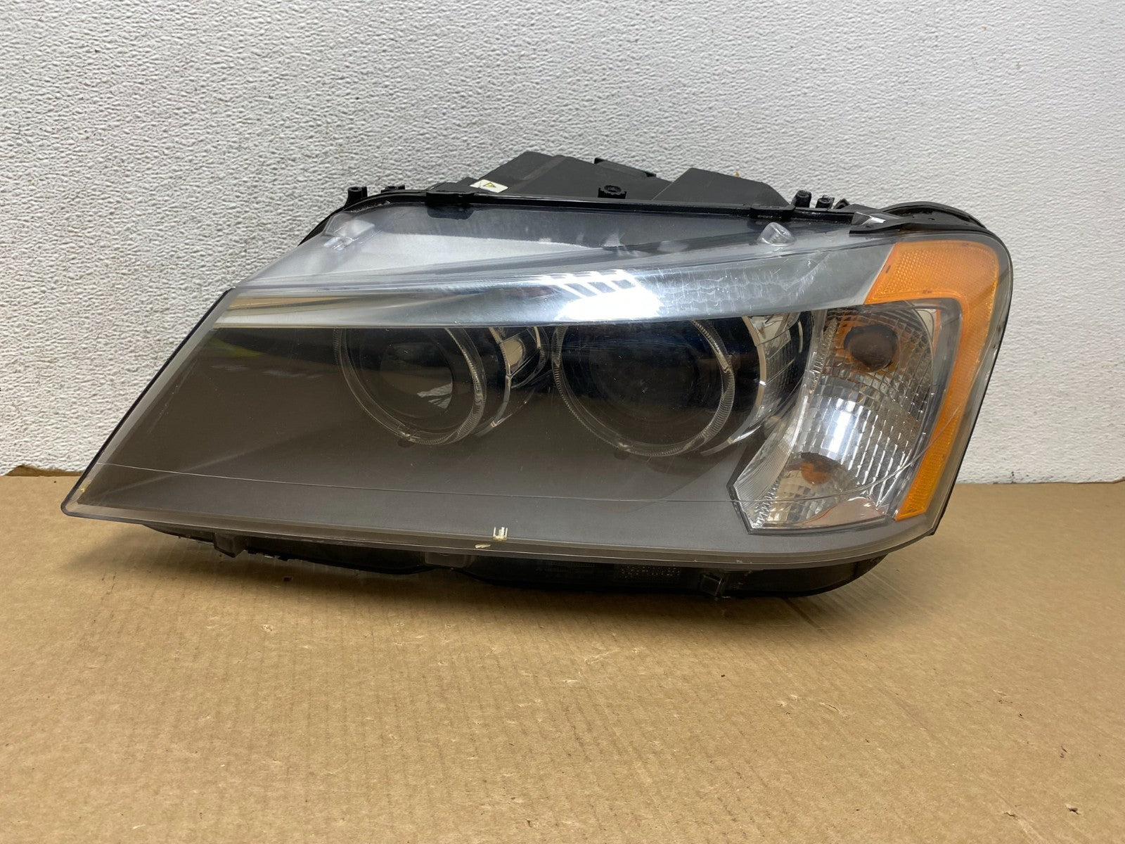 2011 to 2014 BMW X3 Left Driver Lh Side Xenon Headlight AG2000 DW0