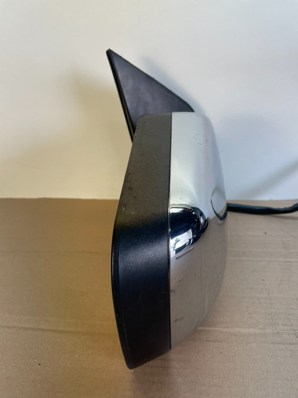 2004 to 2015 Nissan Armada Right Passenger RH View Door Mirror AG9958 DG7