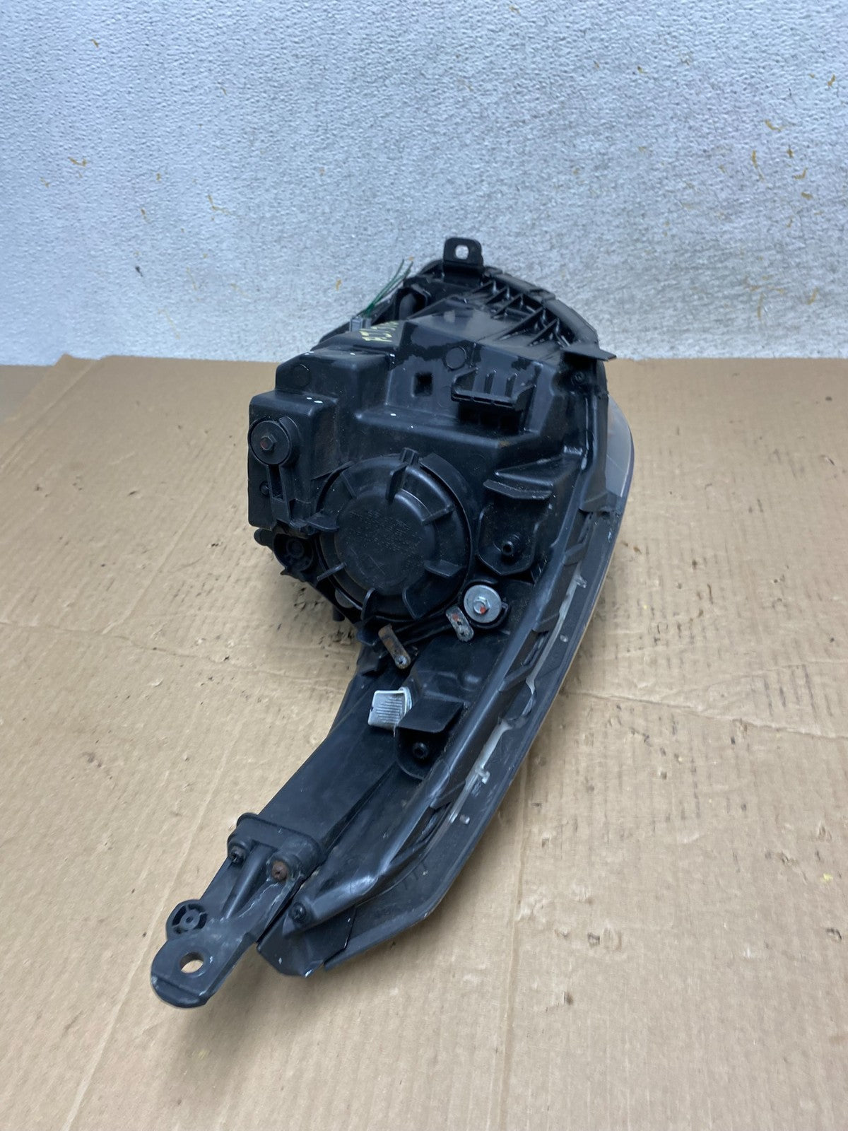 2013 to 2017 Hyundai Accent Left Driver LH Side Headlight AI1310 DW9
