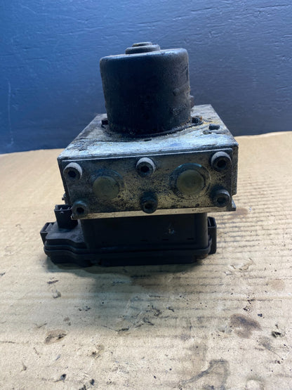 Wabco ABS Pump Hydraulic W/ Module P/N 4460470002 AB7144 DG5