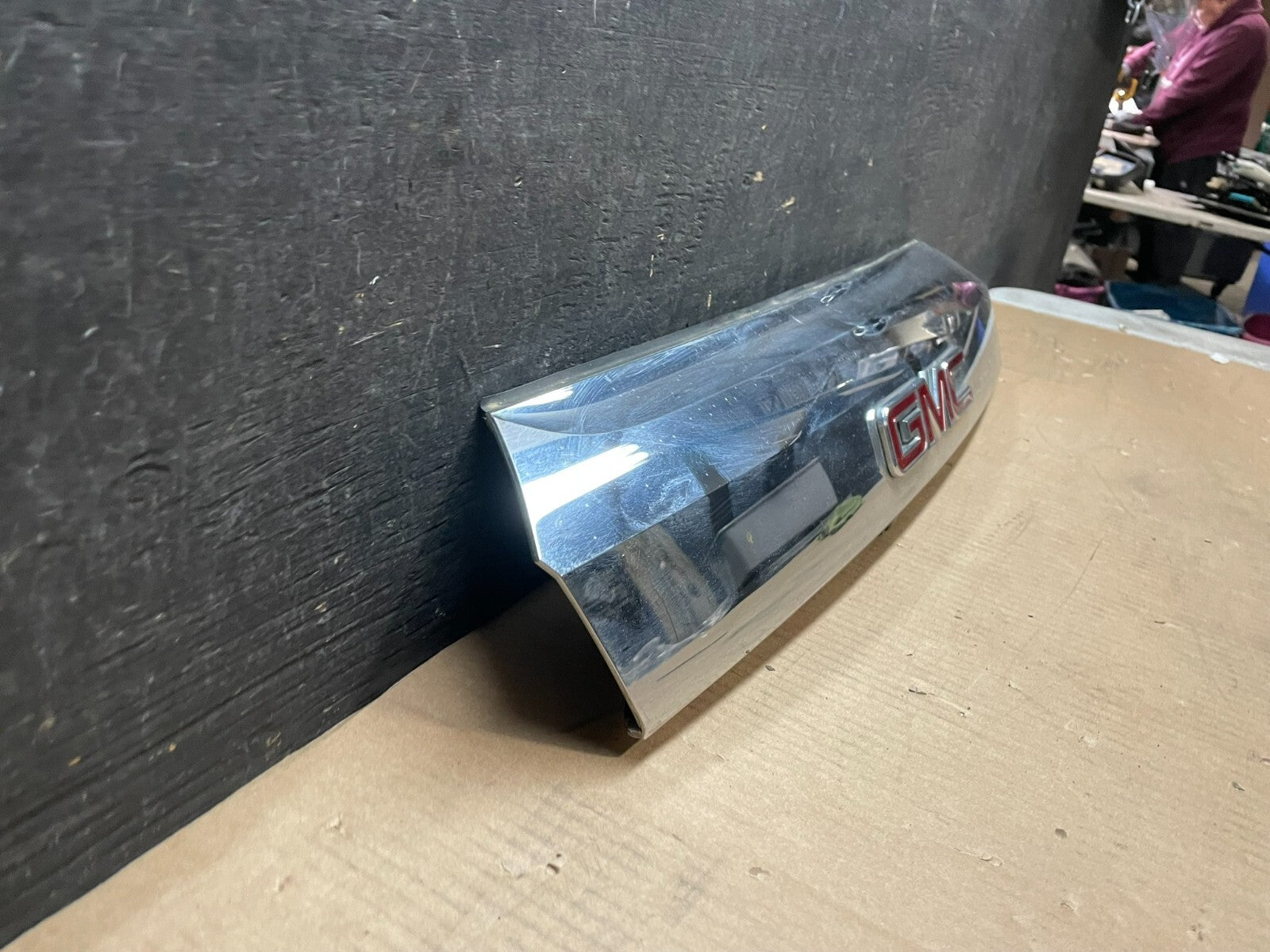 2010-2015 Gmc Terrain Lift Gate Handle Trim Back Up Camera 20881057 L9231 DG2