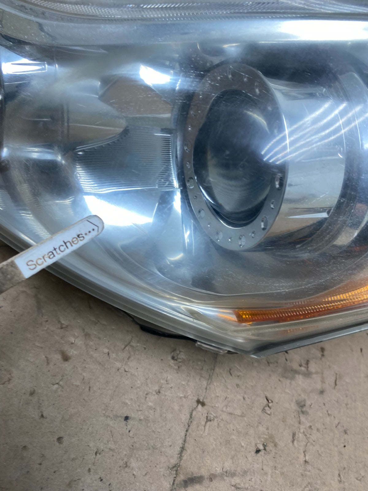 Sedan 4Door 2010 to 2013 Infiniti G37 Left Driver Headlight Xenon AG5618 DW3