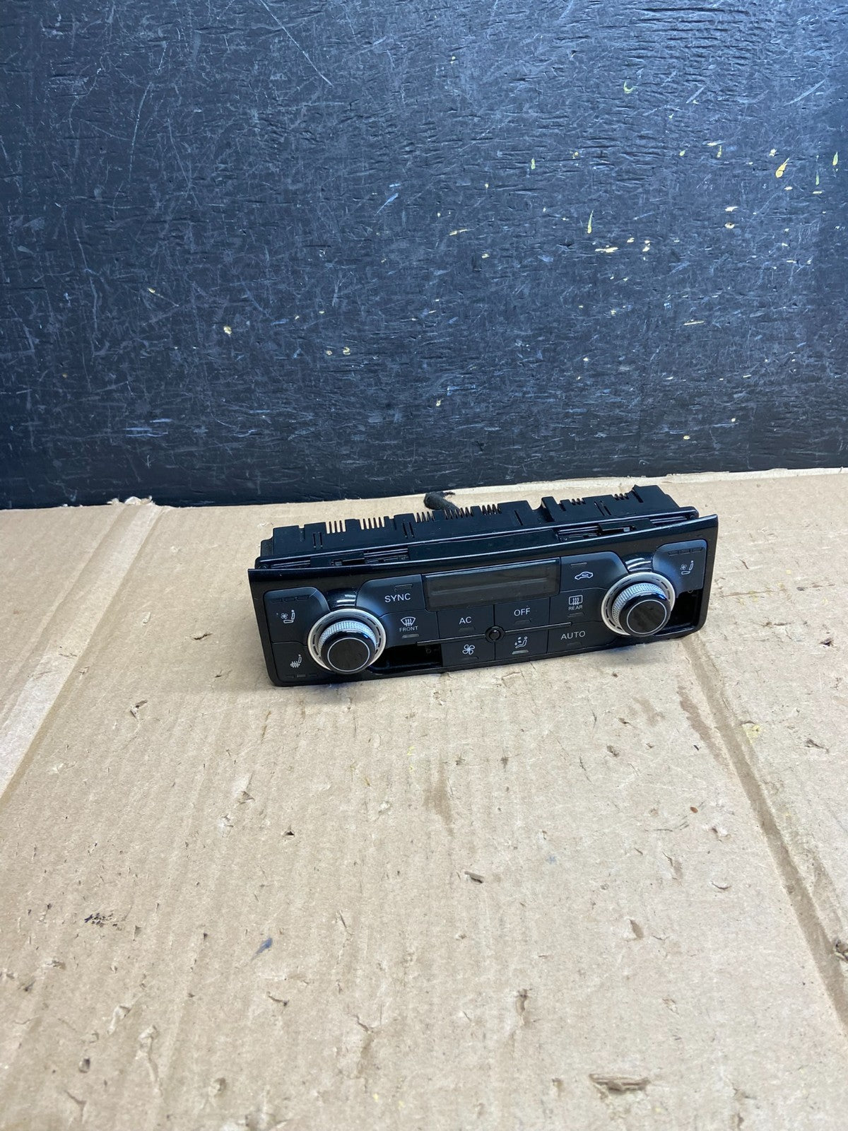 2011 - 2014 Audi A8 Front Heater AC Climate Control Panel ai2817 DG0