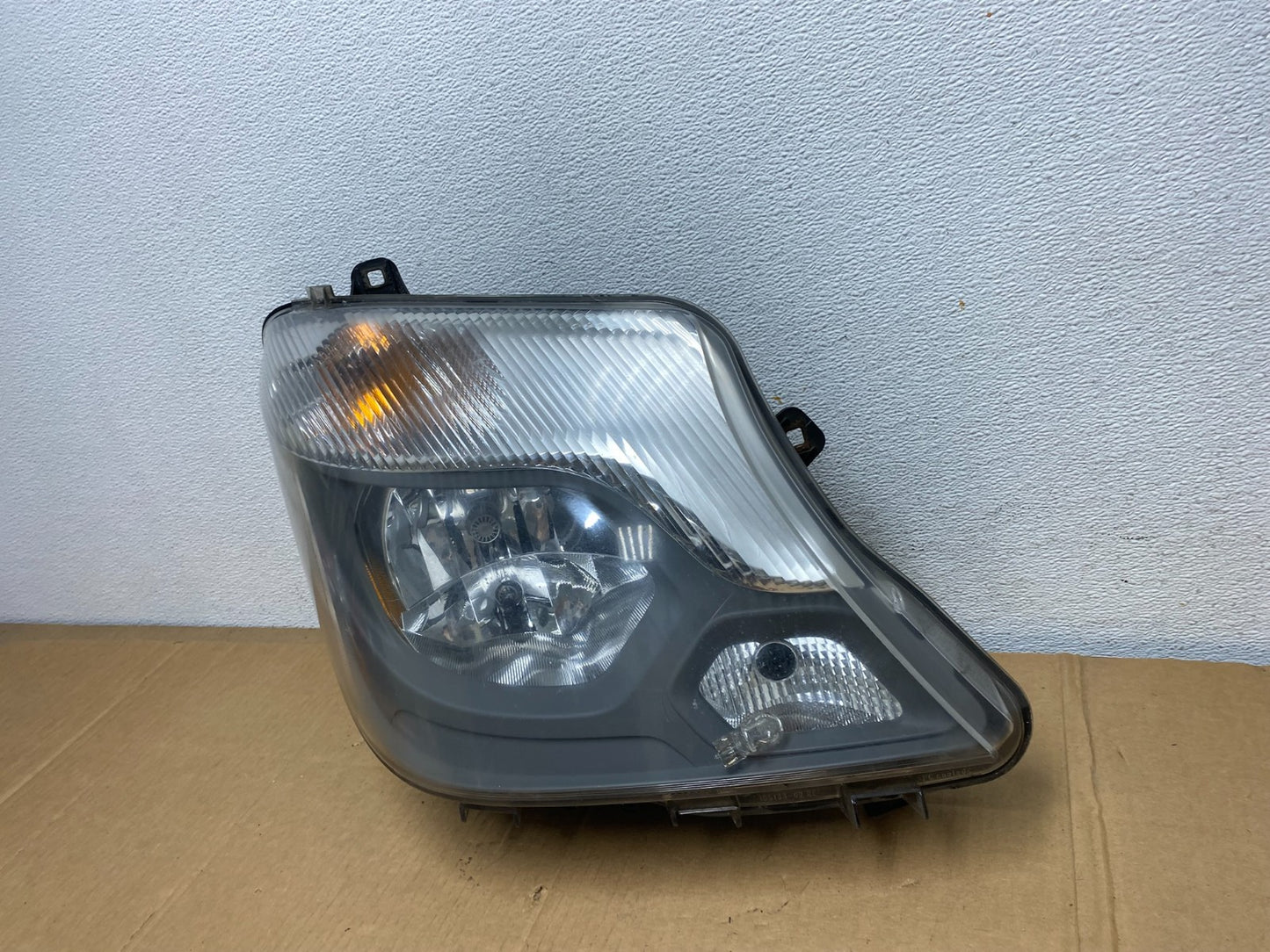 2014 to 2017 Mercedes Sprinter Headlight Right Passenger Halogen AD0733 DW1