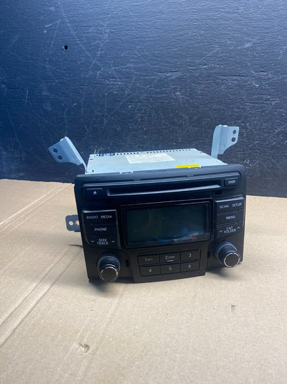 2011 to 2012 Hyundai Sonata Am Fm Cd Player Radio Receiver AE2264 DG0