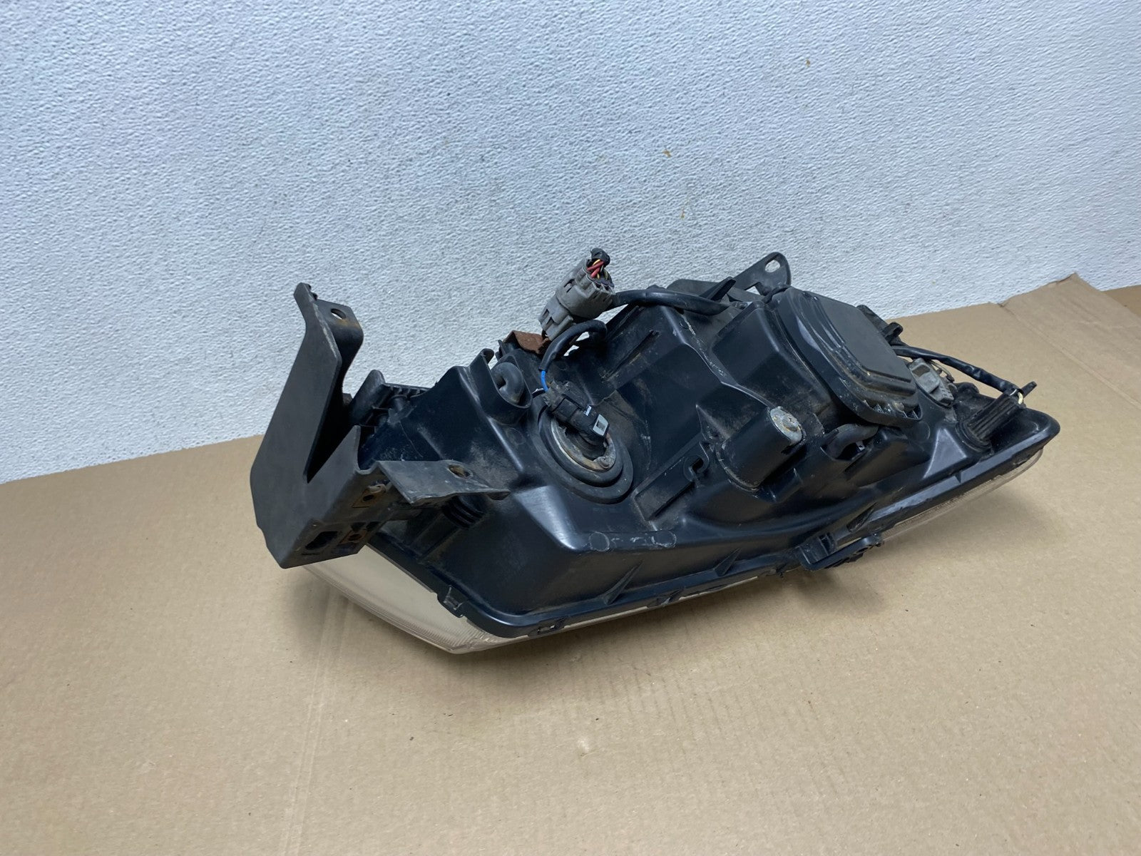 2008 - 2014 Subaru Tribeca Left Driver LH Side Halogen Headlight AE6906 DW6