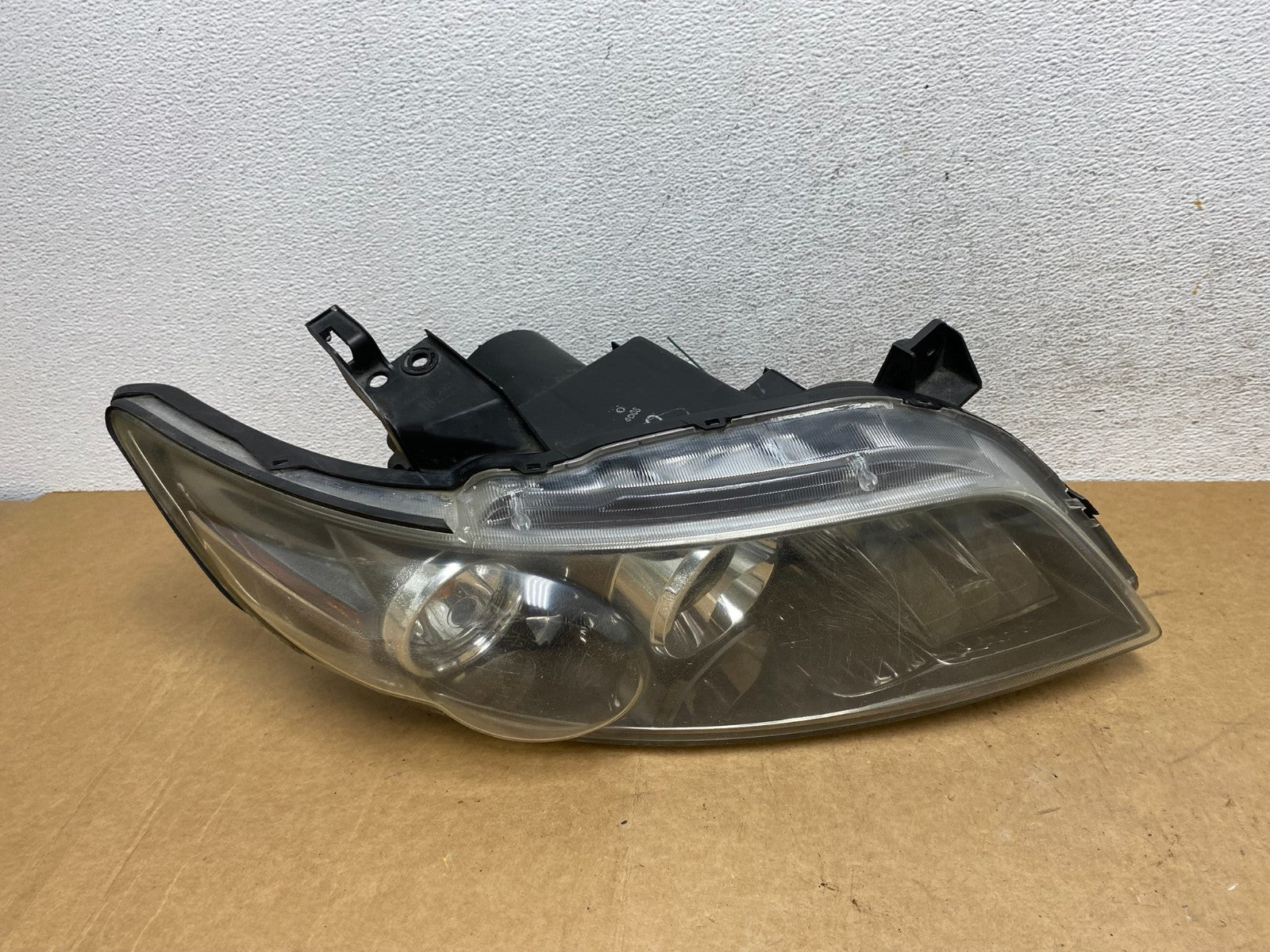 2004 to 2008 Infiniti Fx35 Hid Xenon Right Passenger Rh Headlight AE3052 DW0