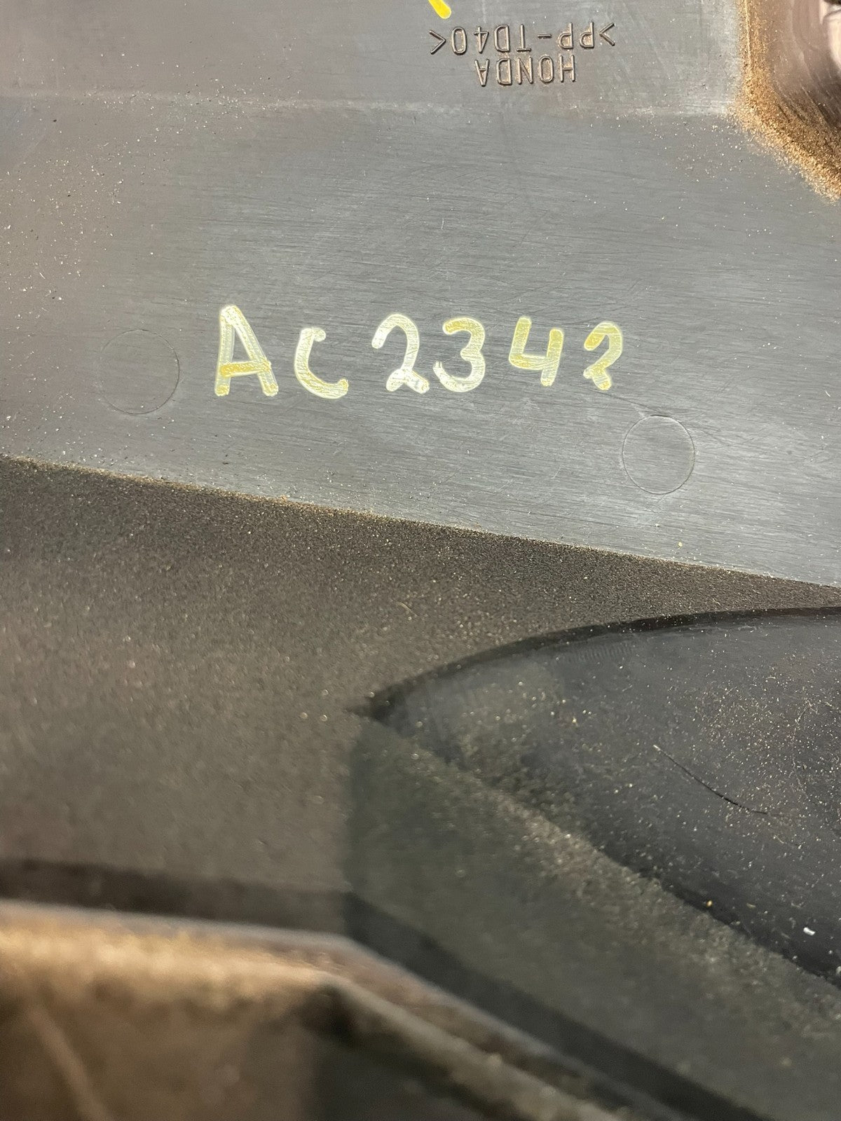 2002 2004 Honda Odyssey 3.5L V6 VTEC Upper Top Engine Cover Trim OEM AC2342 DG5