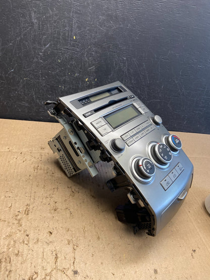 2007 to 2008 Hyundai Veracruz Auto Climate Temp Control Radio Bezel OE AC9229 DG2