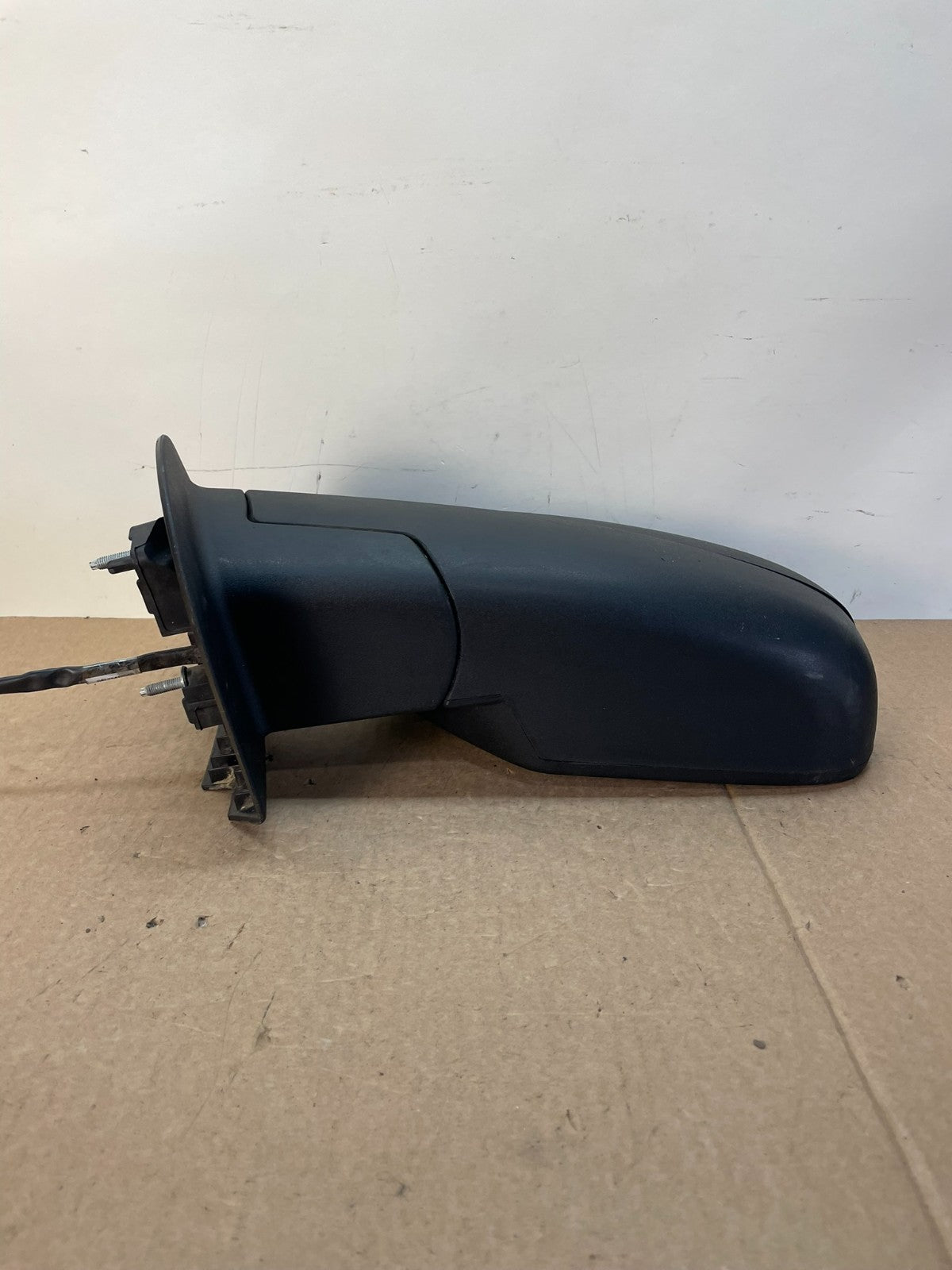 2007 to 2013 Chevrolet Tahoe Silverado Suburban Left Driver Mirror AH6213 DW3