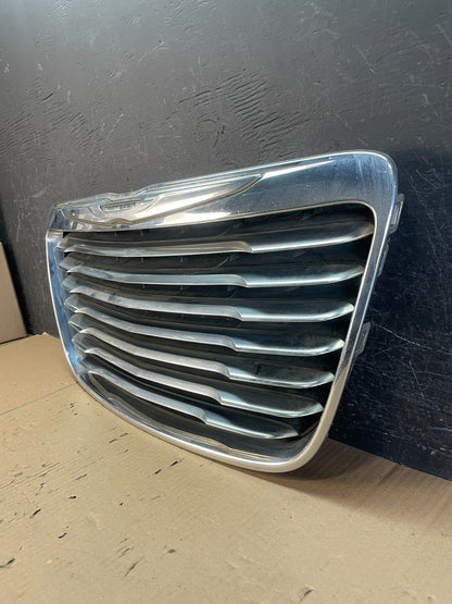 2011 to 2014 Chrysler 300 Front Upper Grille Grill AD8742 DG1
