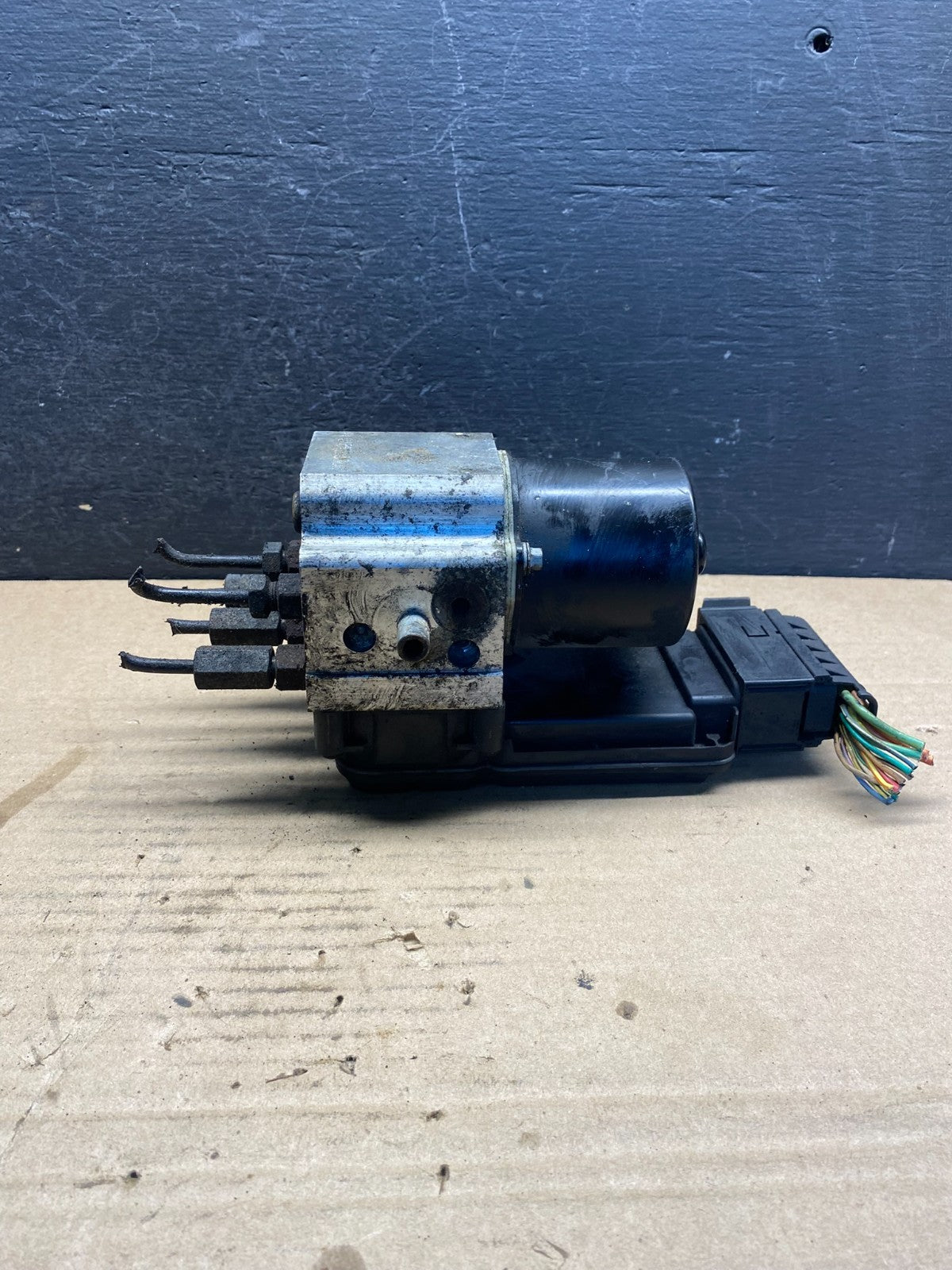 2006 2007 Ford E250 E350 Anti-Lock ABS Antilock Brake Pump AE2233 DW4