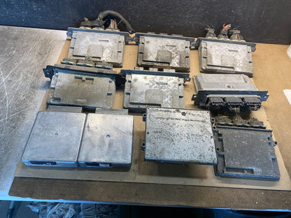 Mix of 10 Ford ECM Engine Computer Module AH4742 PS1