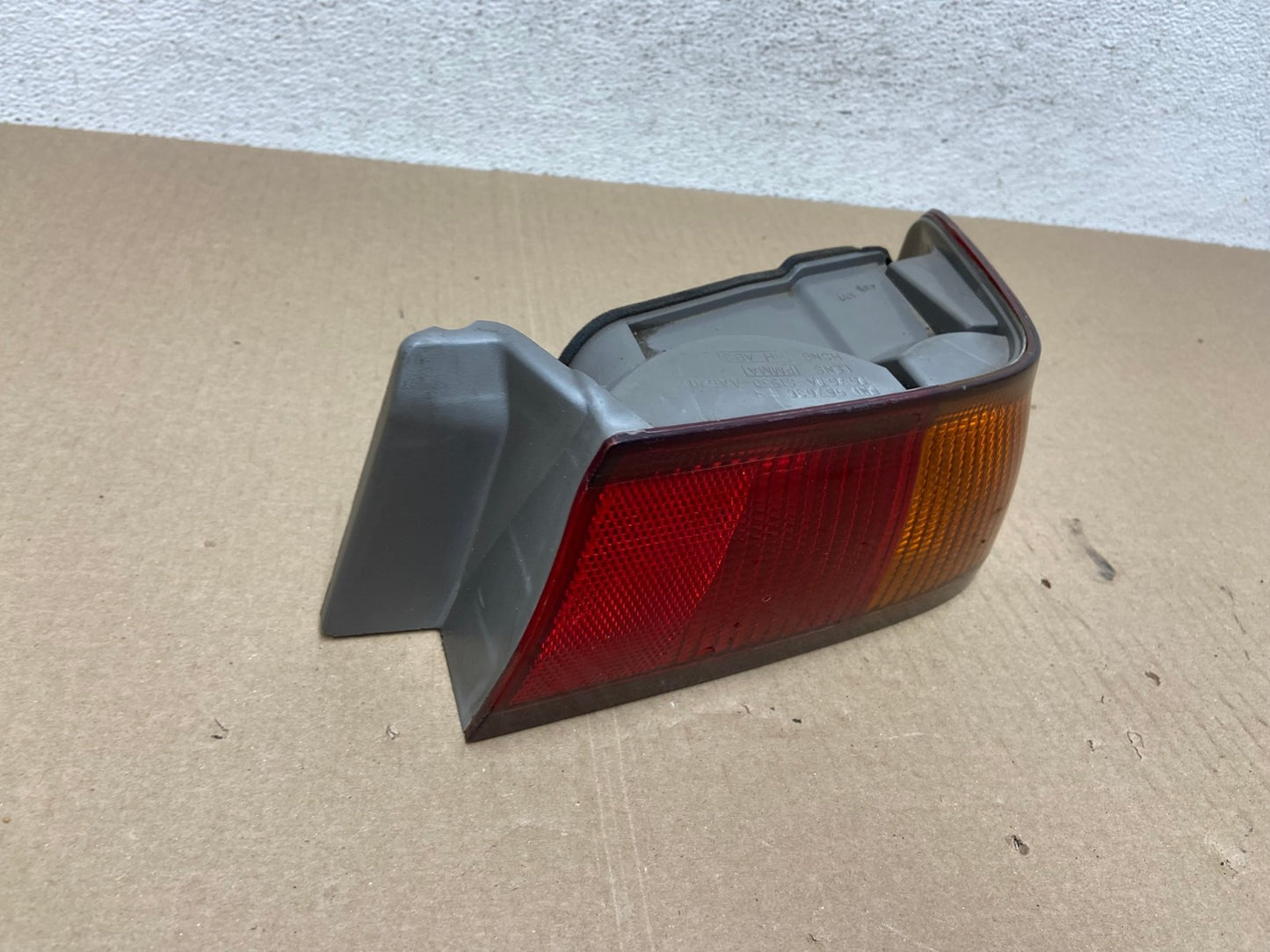 1997 1998 1999 Toyota Camry Tail Light Right Passenger Rh Side AE6933 LK2