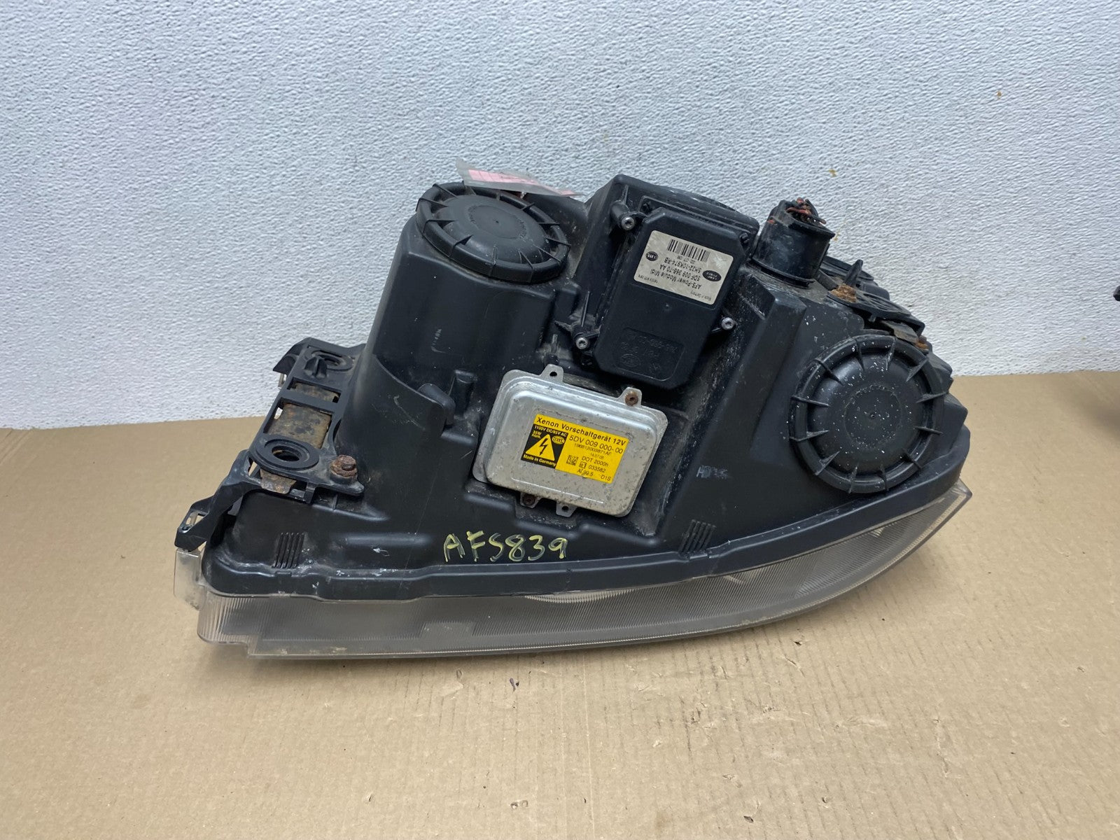 2006-2009 Land Rover Range Rover Right Passenger Xenon Headlight AF5839 DW5