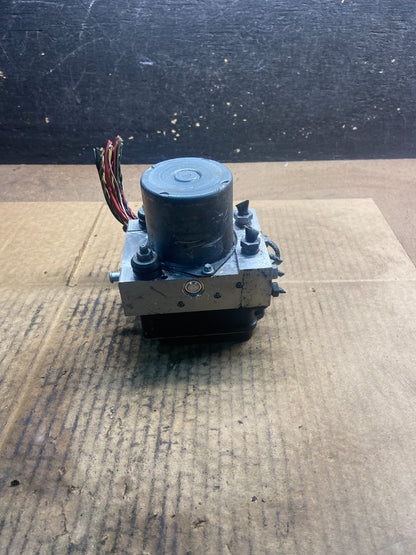 2010 - 2013 Land Rover LR4 ABS Anti Lock Brake Pump Module OEM Y4382 DG4