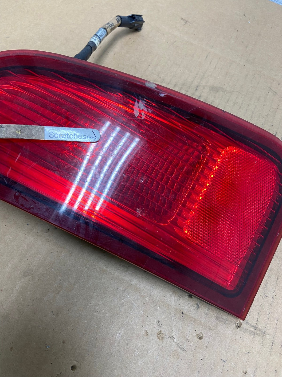 2003 - 2006 Lincoln Navigator Left Driver Lh Side Tail Light Inner AC7515 LK3