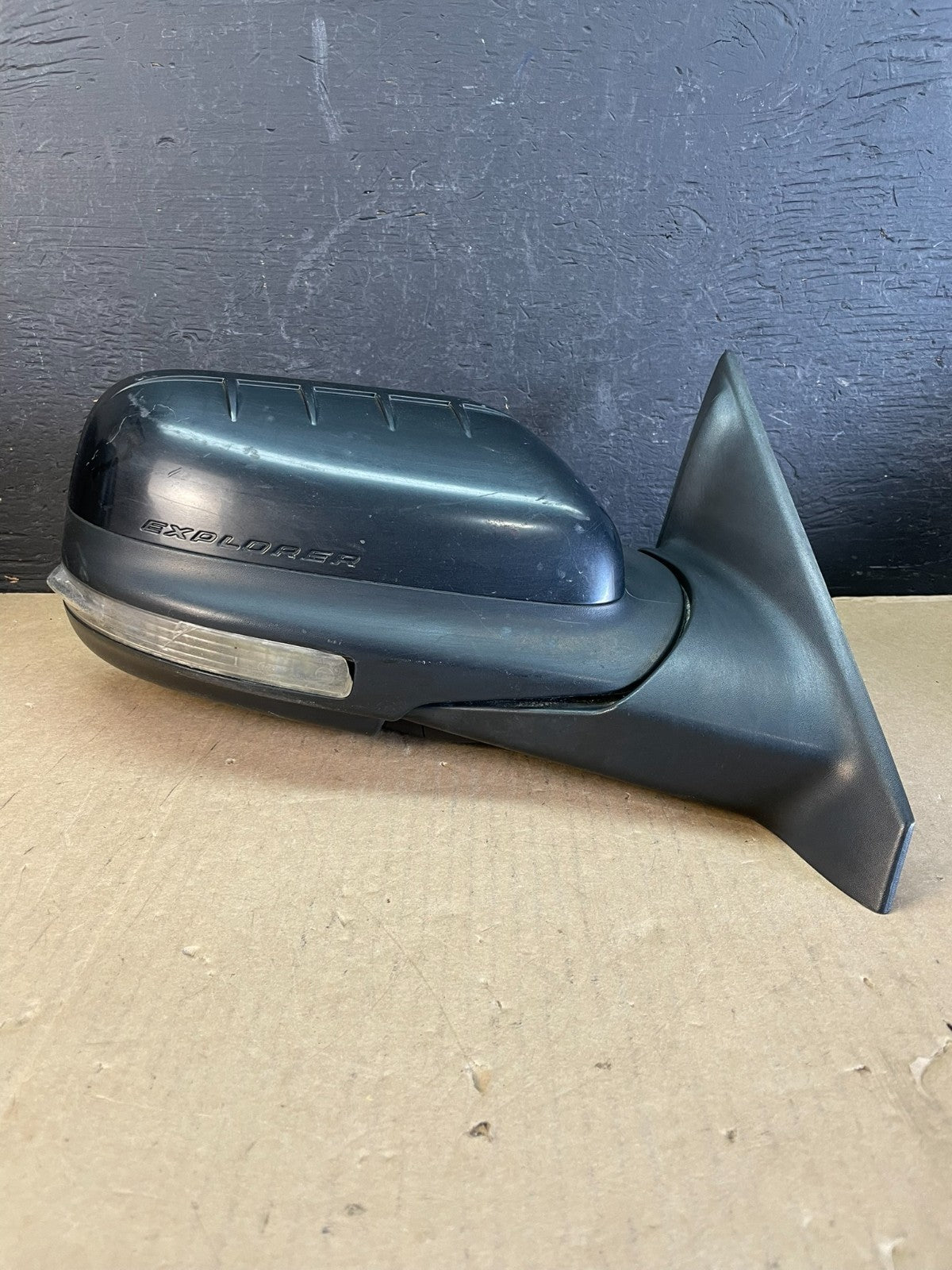 2011 to 2015 Ford Explorer Right Passenger View Door Mirror AD5598 DW0