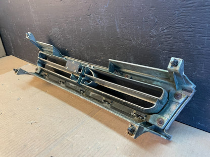 1990 to 1992 Infiniti M30 Front Upper Grill Grille Oem ab7868 DG5