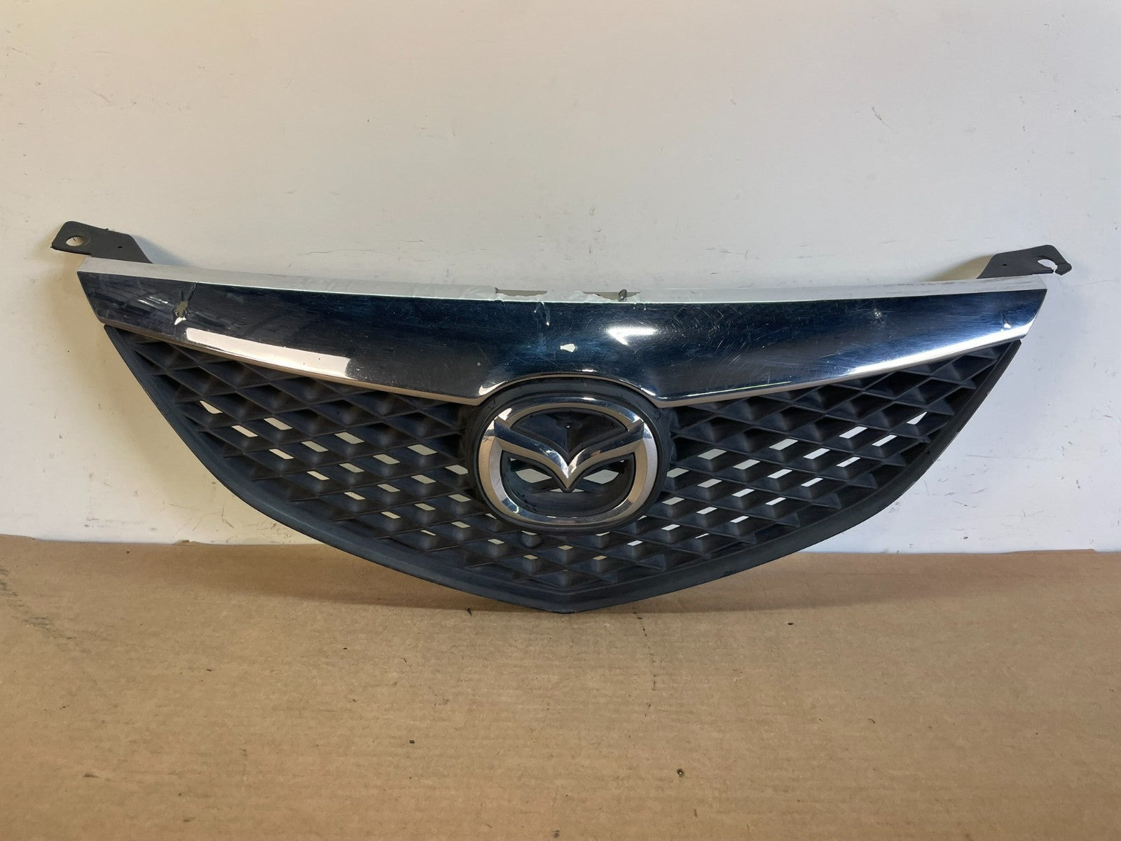 2003 2004 2005 Mazda Mazda 6 Front Grille Grill AF8787 DG0