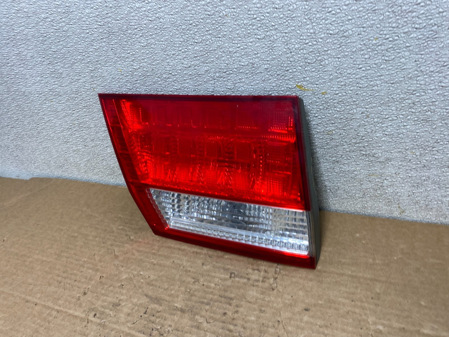 2005 2006 2007 Honda Odyssey Inner Left Driver Lh Tail Light Z2764 DW1