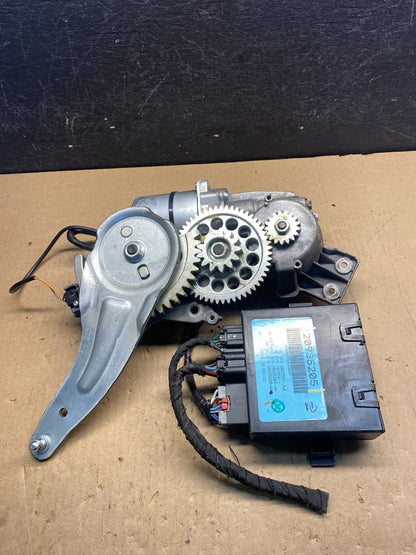 2009-2012 GMC Acadia Power Motor Liftgate Tailgate Control Module AE7497 DG3