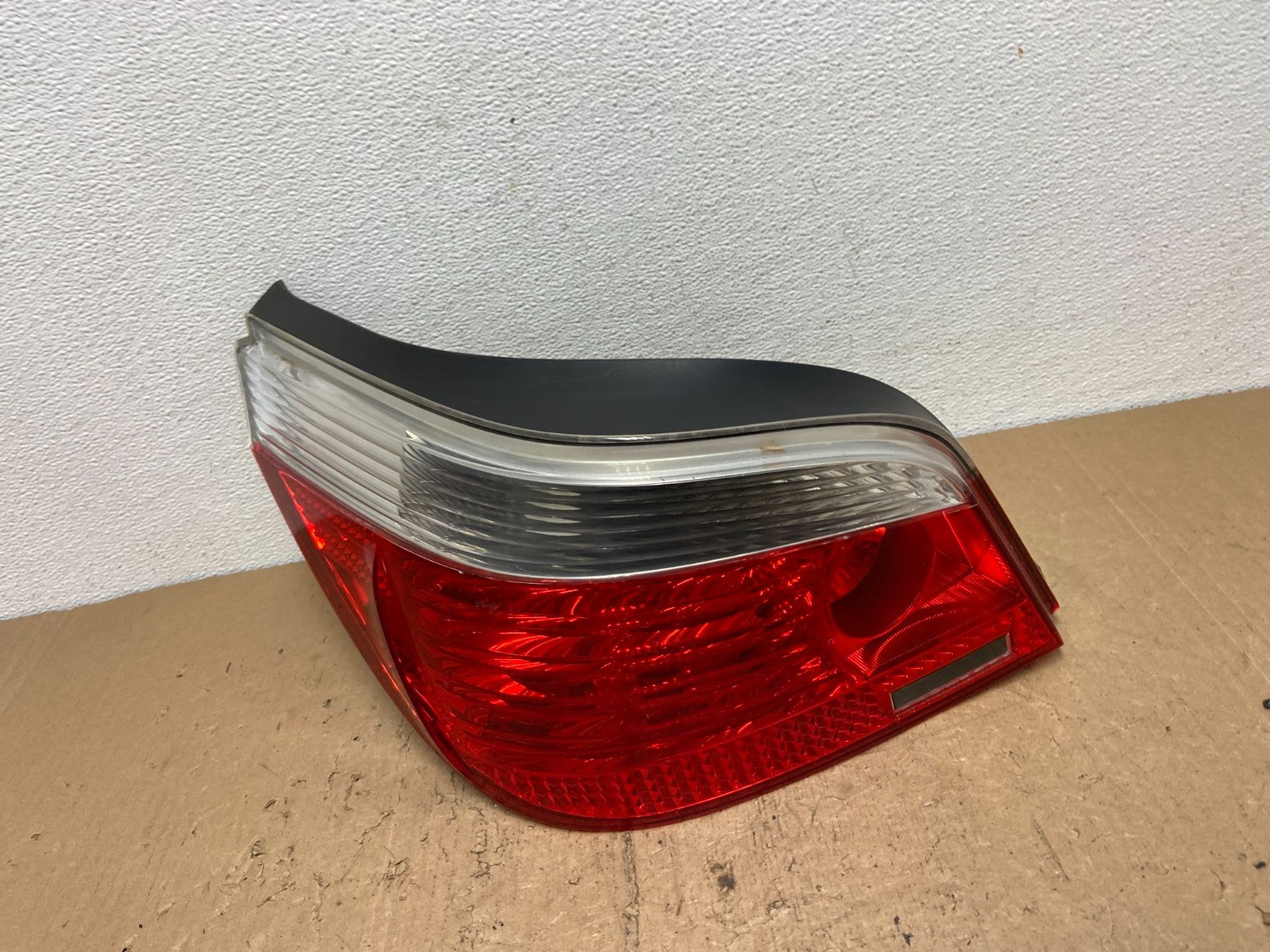 2004 - 2007 BMW 5 Series E60 Left Driver LH Side Tail Light AC7352 DW0