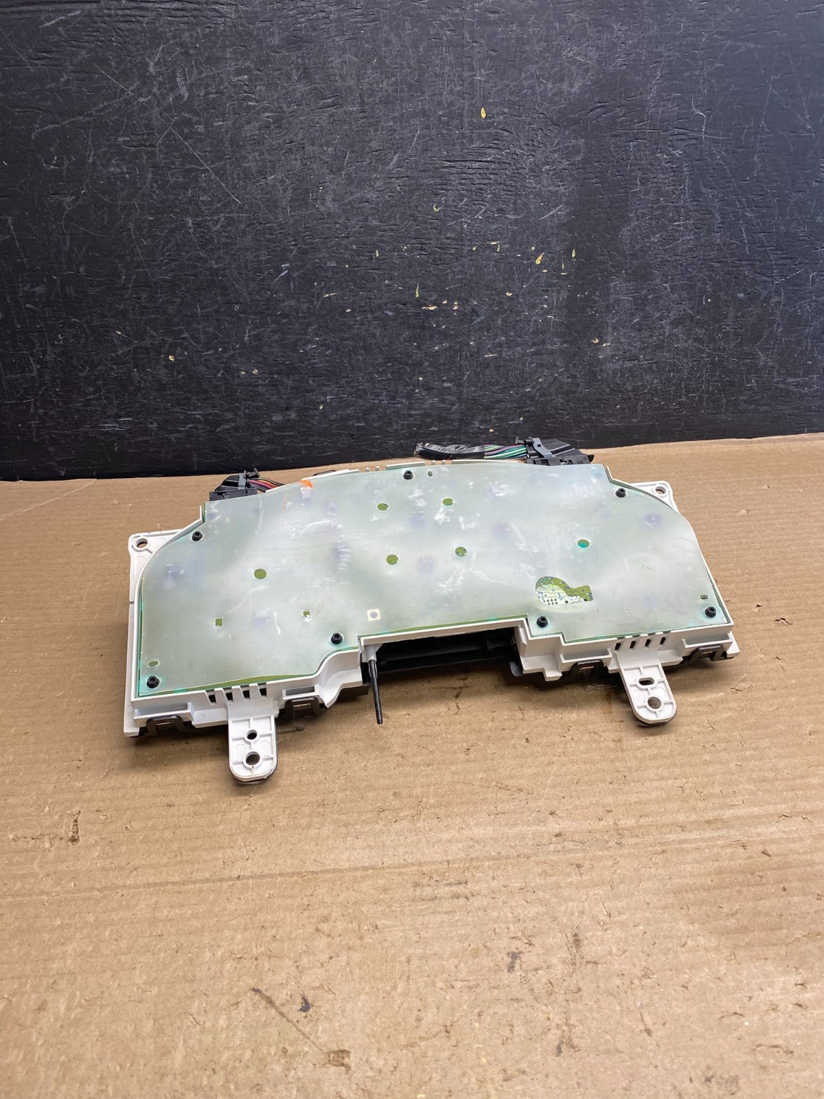 2004 - 2005 Ford F150 F-150 Speedometer Cluster Gauge AH3859 DG4