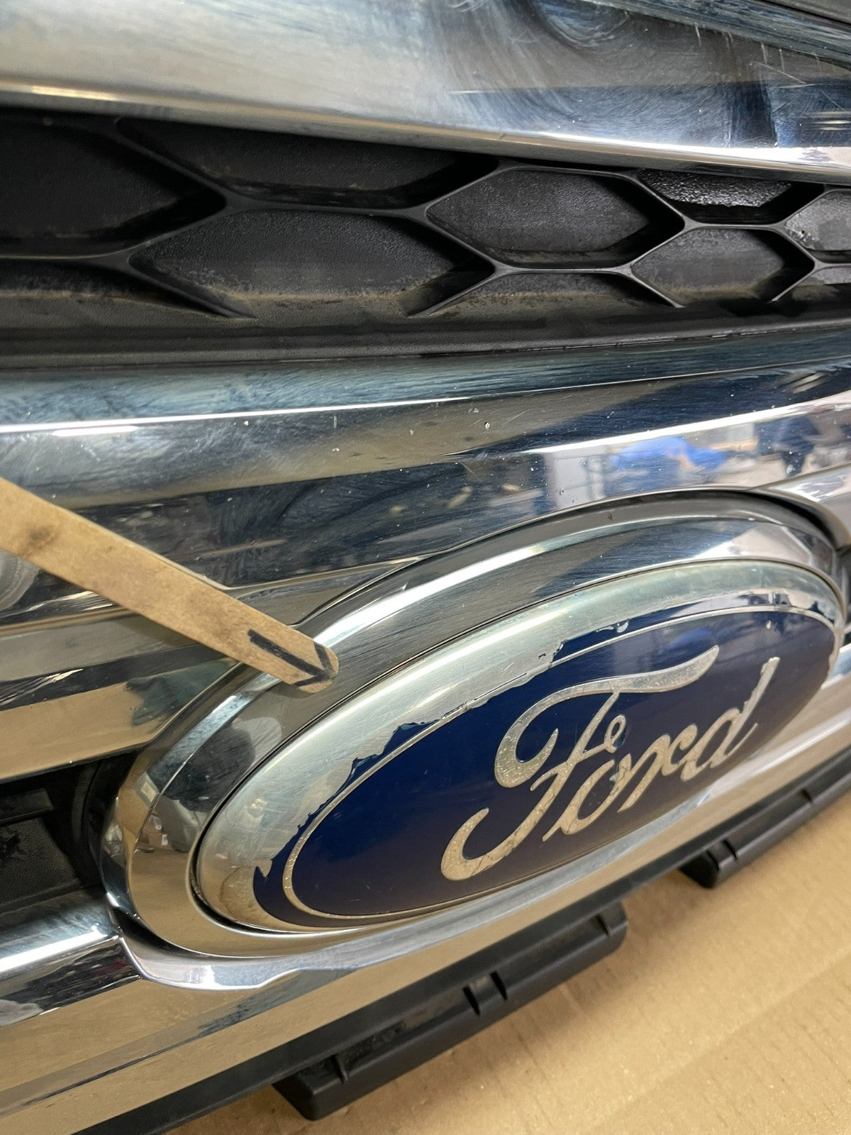 2011 2012 2013 Ford Edge Front Upper Chrome Grille Grill  ab7629 DG4