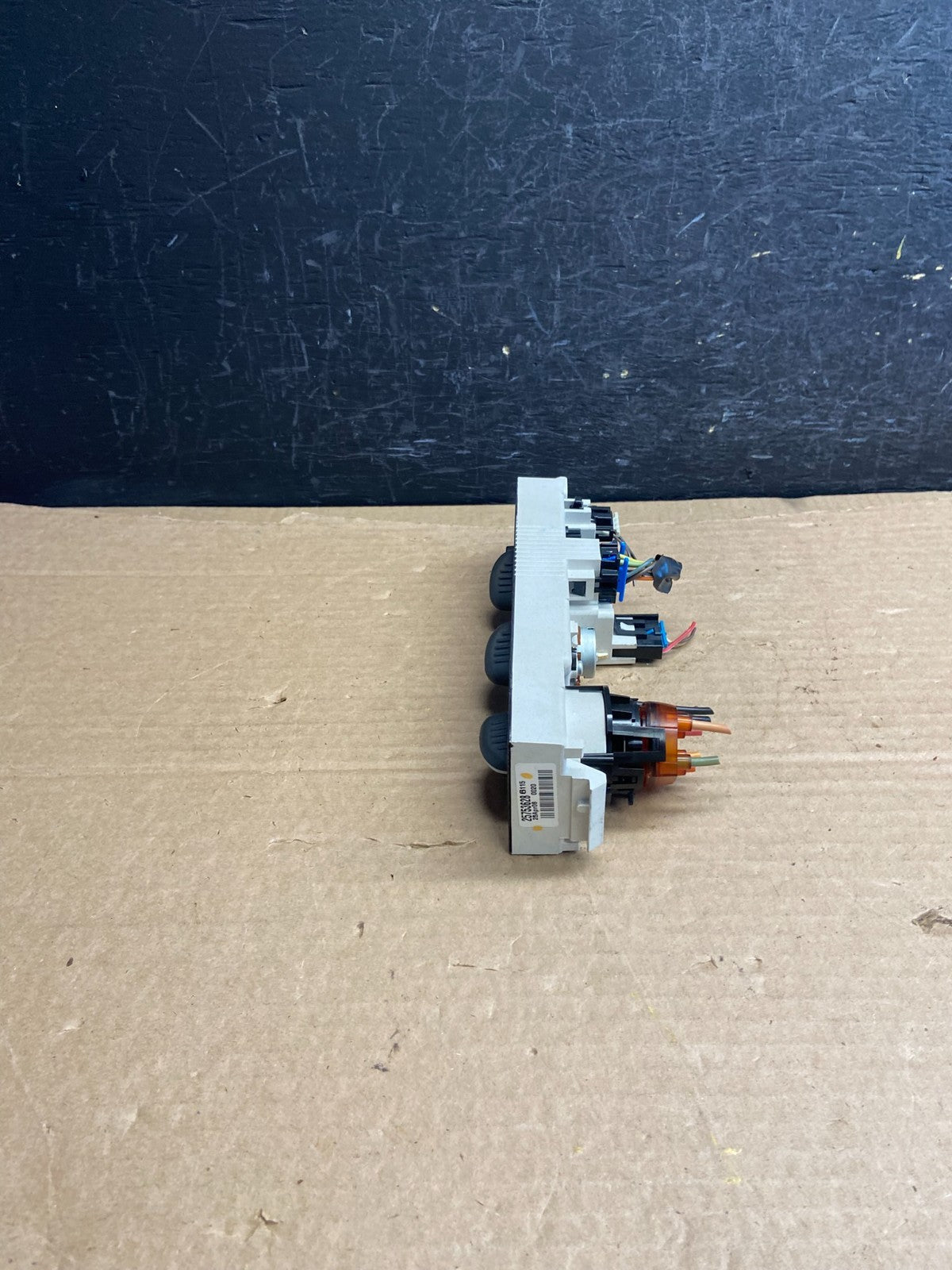 2001 - 2007 GMC Chevrolet Express 1500 Climate Control A/C AF2506 DG2