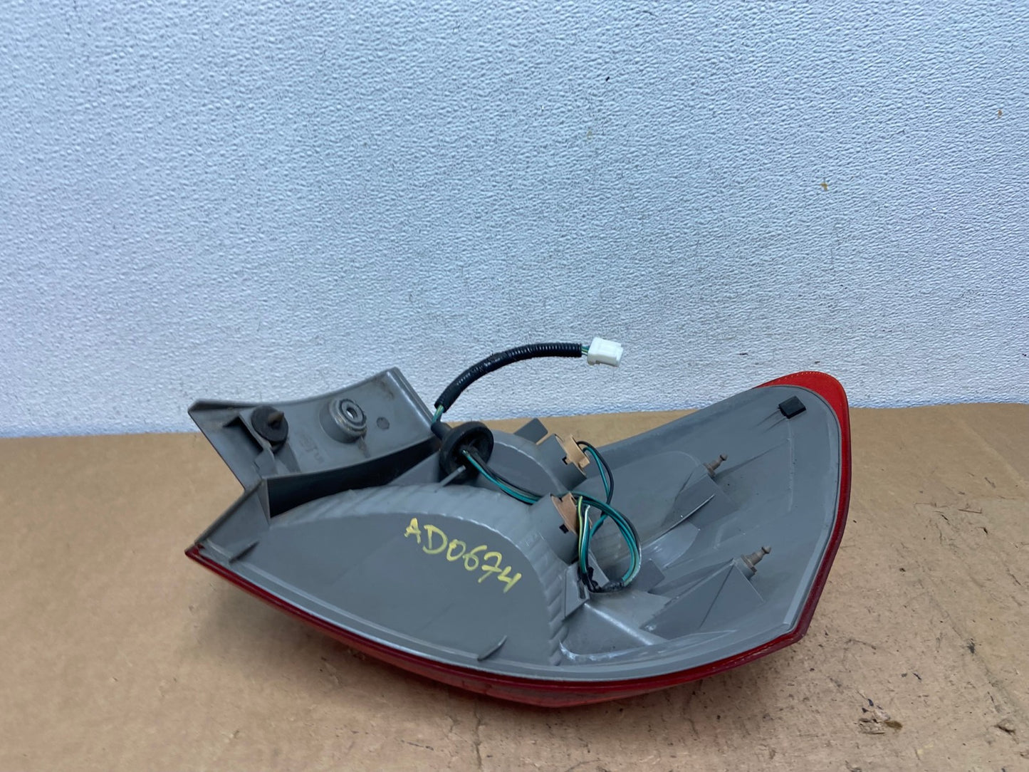 2008 to 2015 Nissan Rogue Left Driver Lh Side Tail Light AD0674 LK5