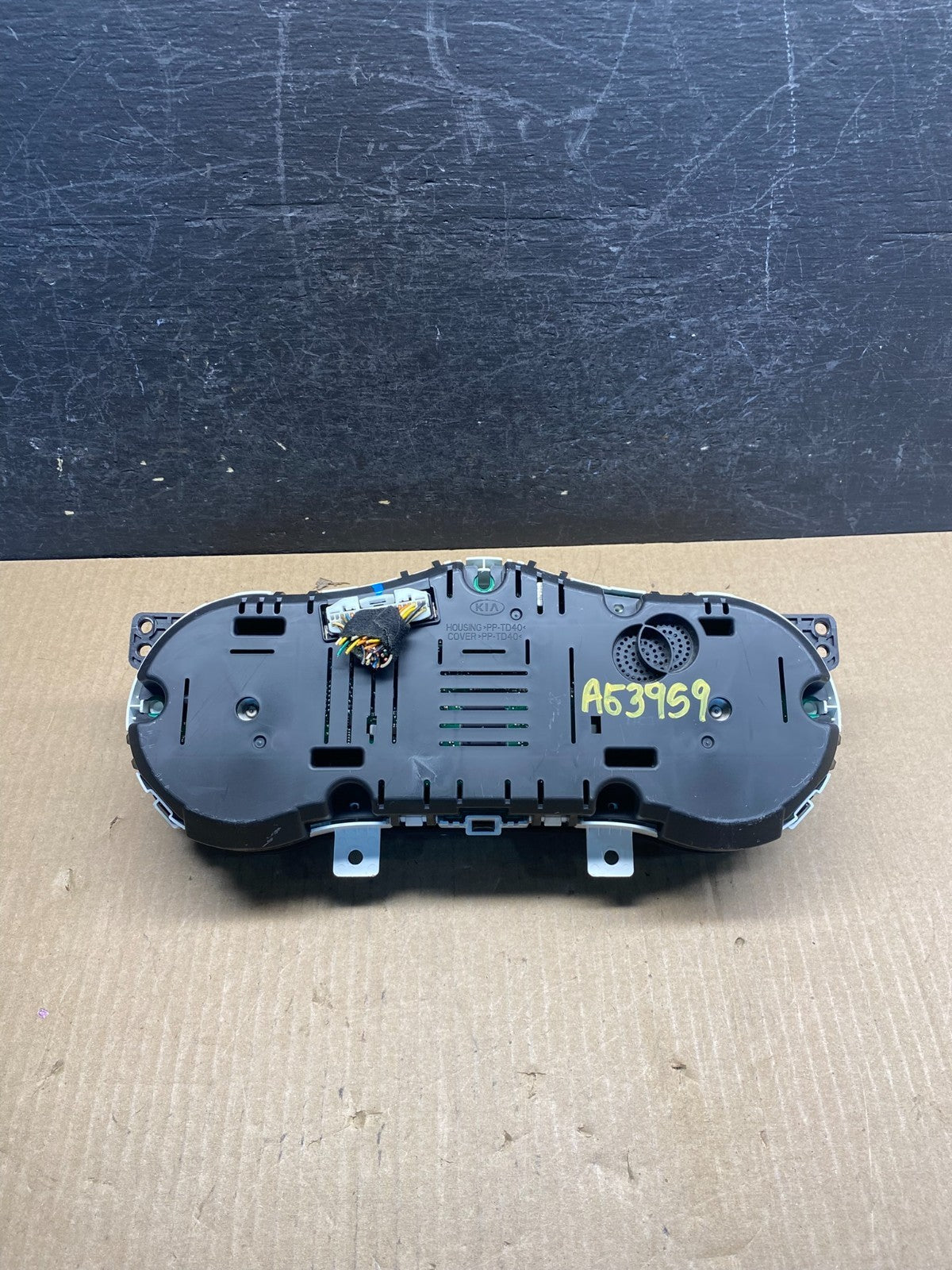 2011 2012 2013 Kia Optima Hybrid Speedometer Cluster Gauge AG3959 DW4