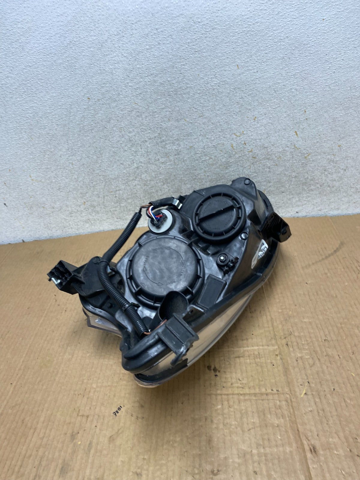 2013 - 2015 Nissan Sentra W/LED Halogen Right Passenger Headlight TYC AI7961 DW6