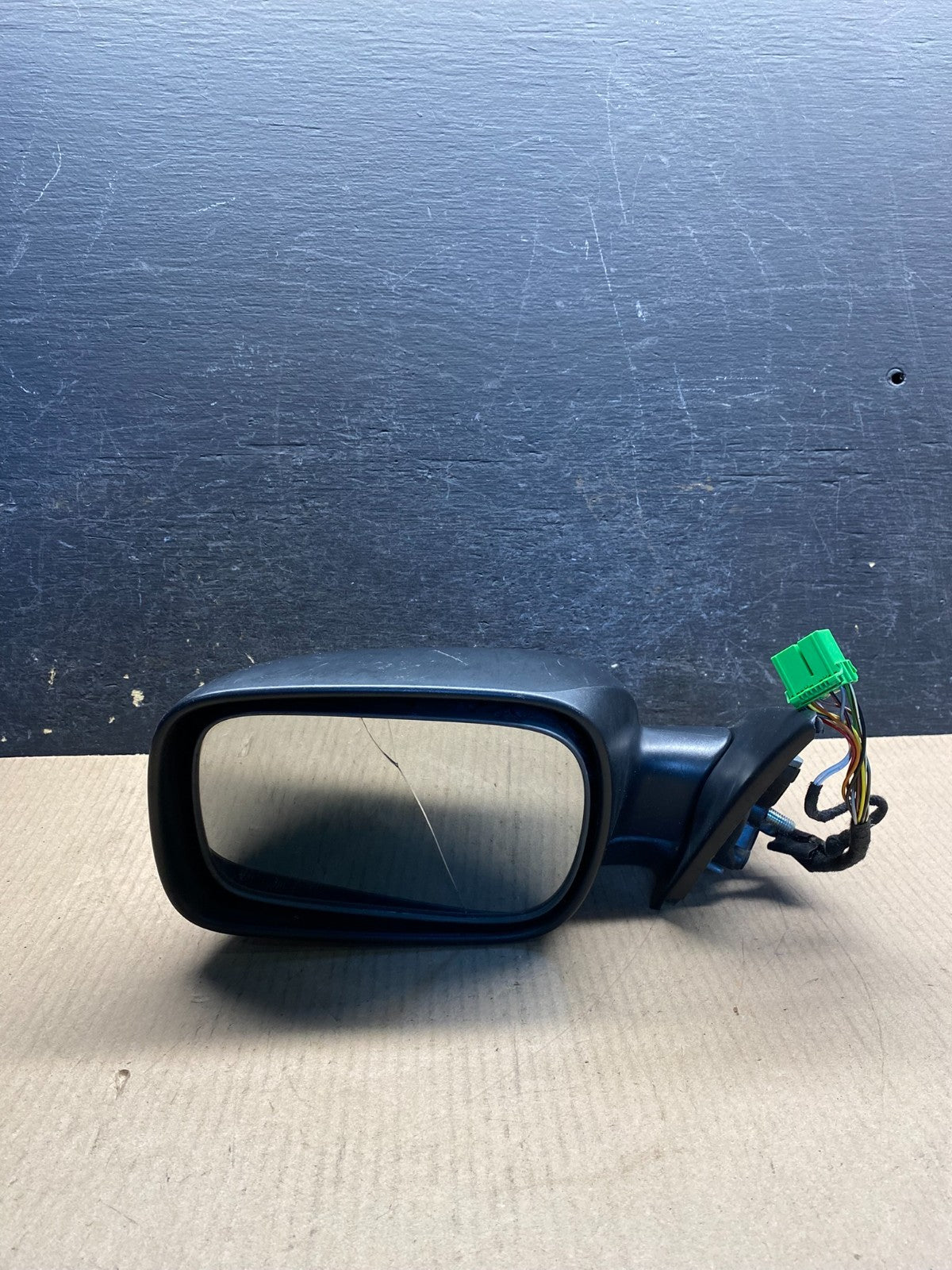 2004 - 2005 Volvo XC70 V70 Left Passenger Lh Side View Door Mirror ai7147 DG9