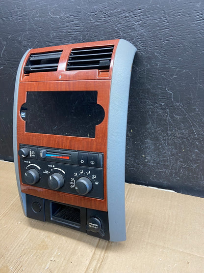 2005-2009 Dodge Durango Heat AC Climate Temp Control Radio Bezel ad7231 DG3