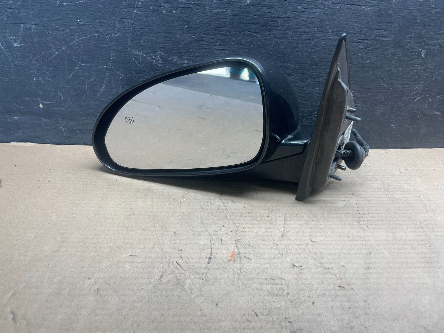 2008-2012 Buick Enclave Left Driver Heat Door Turn Sg Mirror OEM P7255 TWO PLUGS2