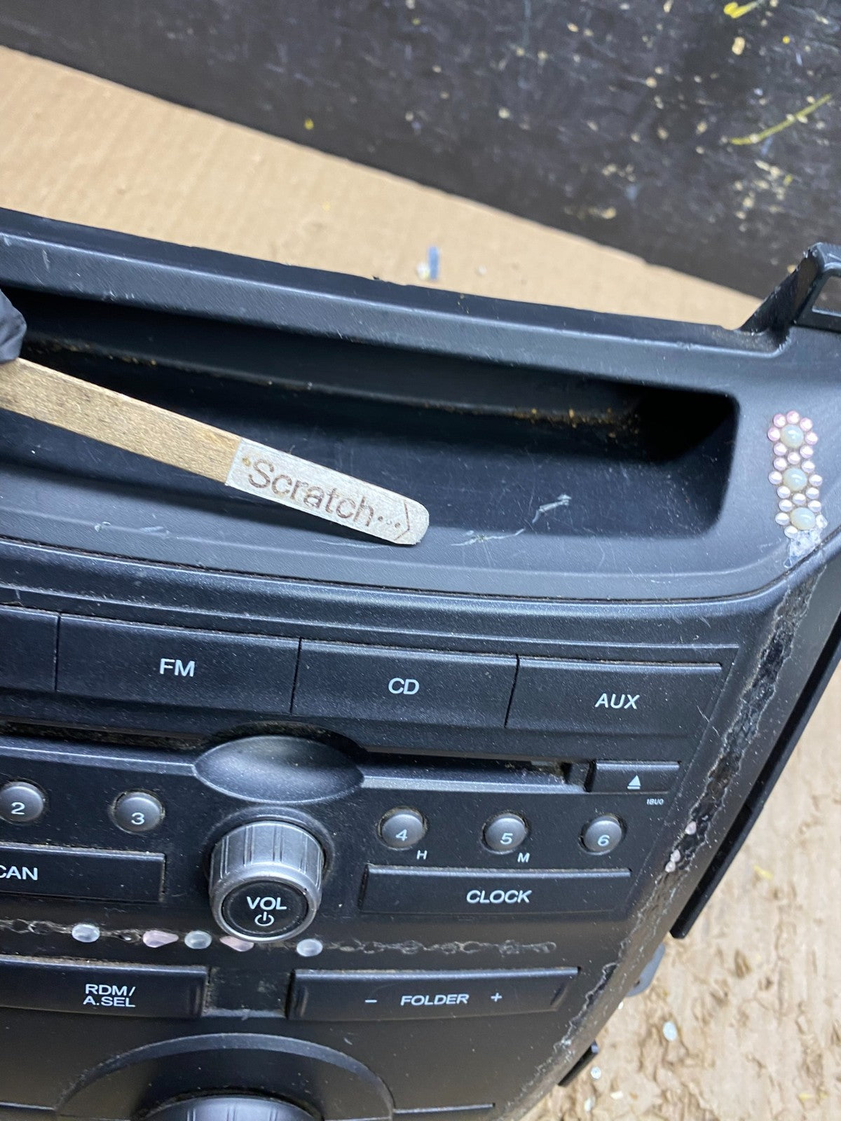 2011 to 2013 Honda Odyssey Radio AM/FM Control Panel V7668 DG1