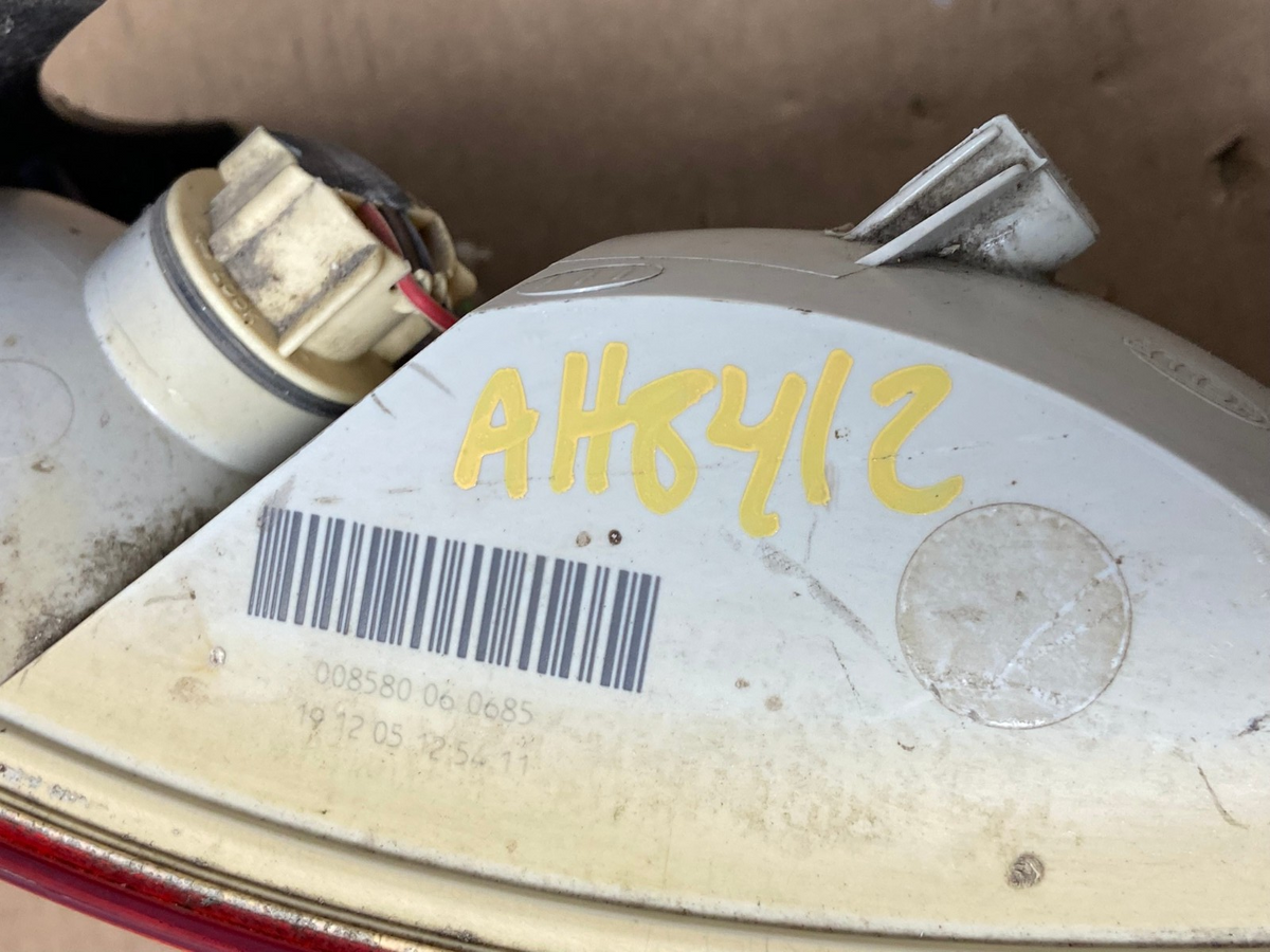 2003 to 2006 Audi A4 Cabrio Convertible Right Passenger Tail Light AH8412 LK7