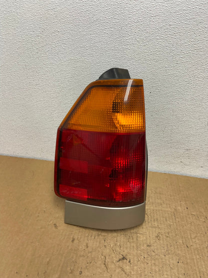 2002 to 2009 Gmc Envoy Left Driver Lh Side Tail Light AC8239 LK0