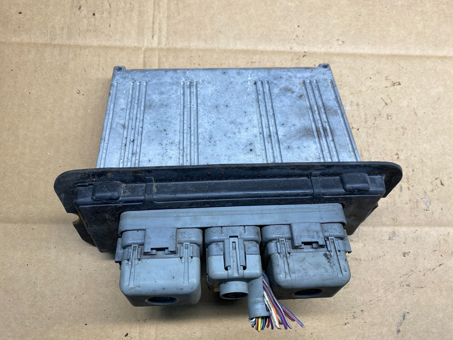 78 8592F A1 Cardone Engine Control Module P/N:78-8592F AV R4462 PS0
