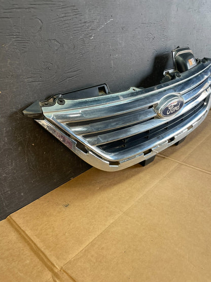 2011 2012 2013 Ford Fiesta Front Upper Chrome Grille Grill AE0809 DG2