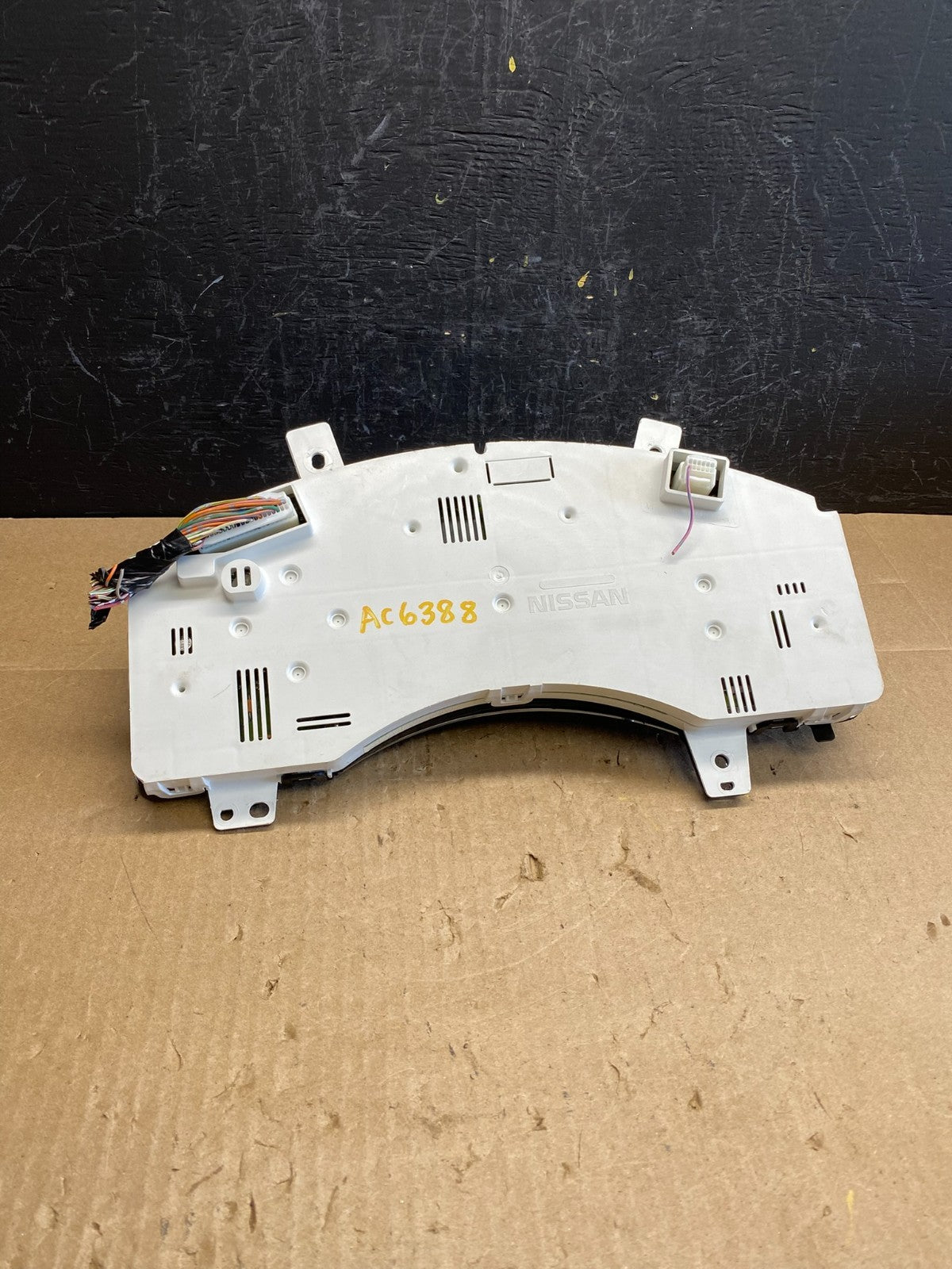 2007 Nissan Armada Speedometer Cluster Gauge AC6388 DG5
