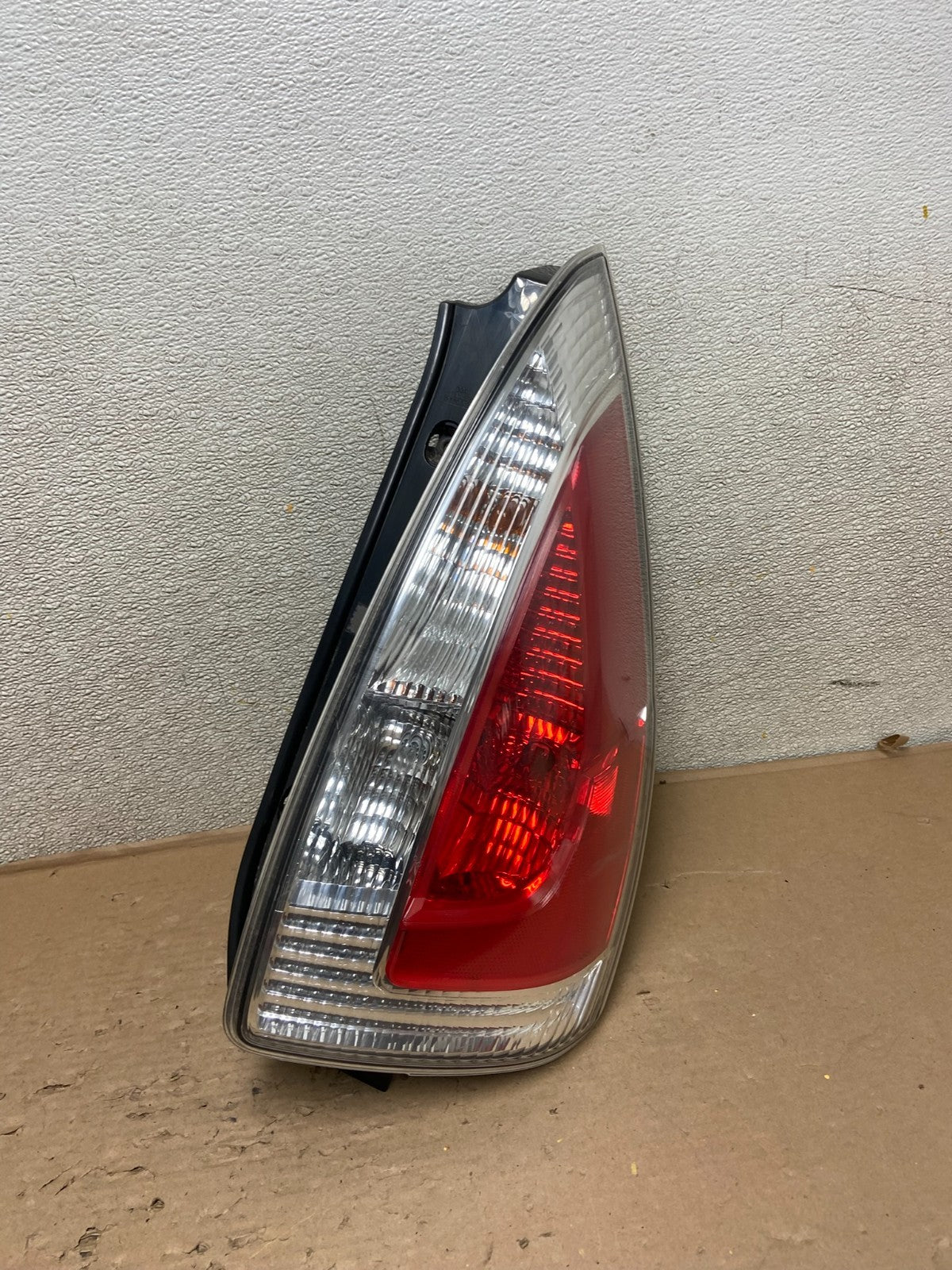 2008 2009 2010 Mazda 5 Right Passenger RH Side Tail Light OEM AB0271 LK0