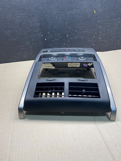 2008 to 2012 Jeep Liberty Dash Climate Temperature Control Radio Bezel o1576 DG3