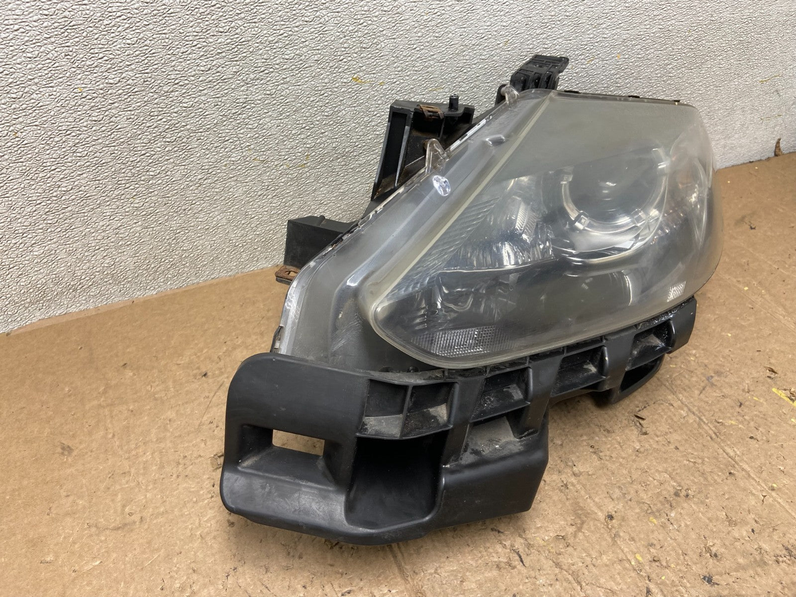 2013 - 2015 Mazda Cx9 Cx-9 Left Driver LH Halogen Headlight Oem AA49322