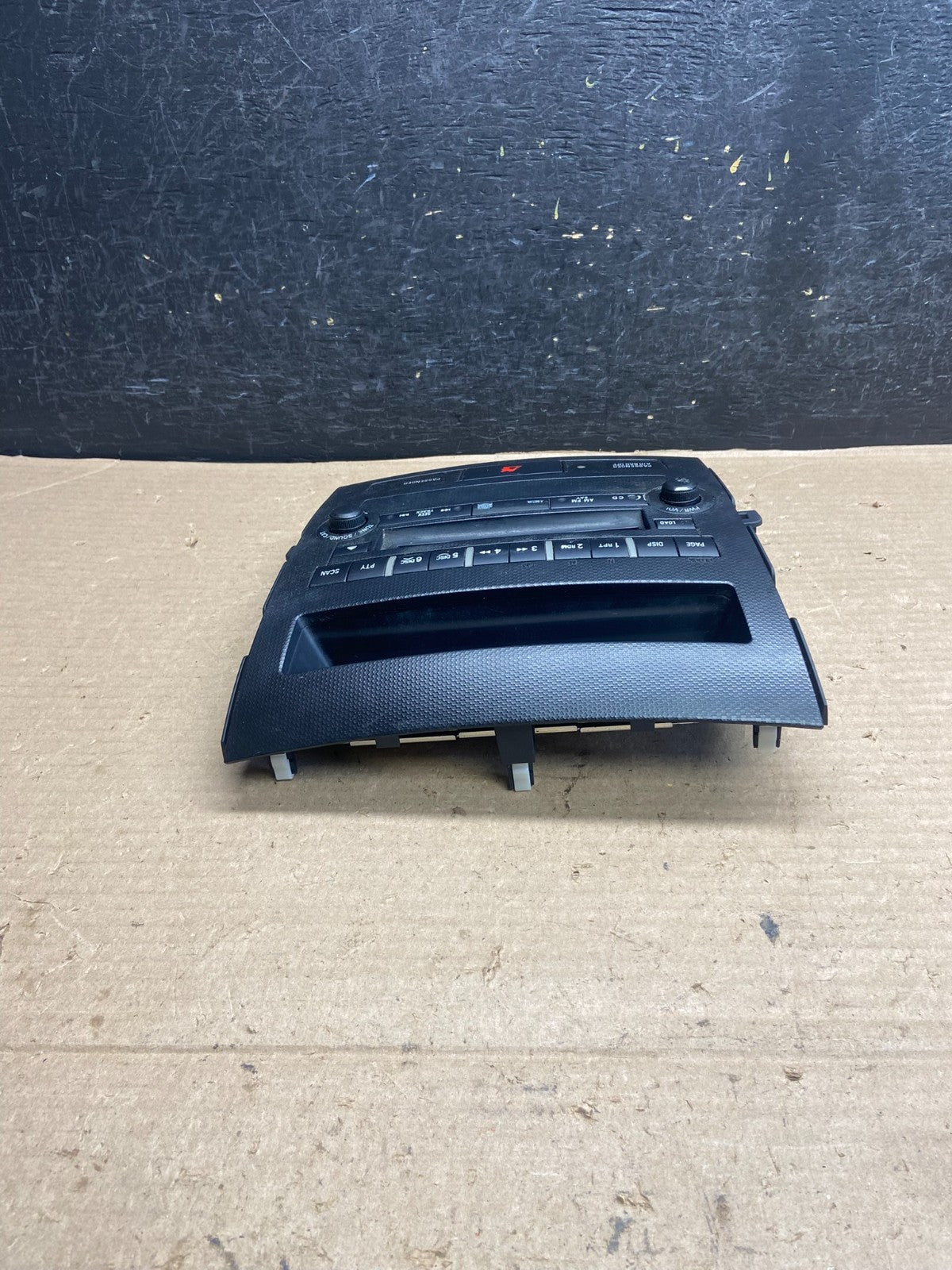 2007 to 2010 Mitsubishi Outlander Am Fm Cd Player Radio Receiver ah5382 DG3