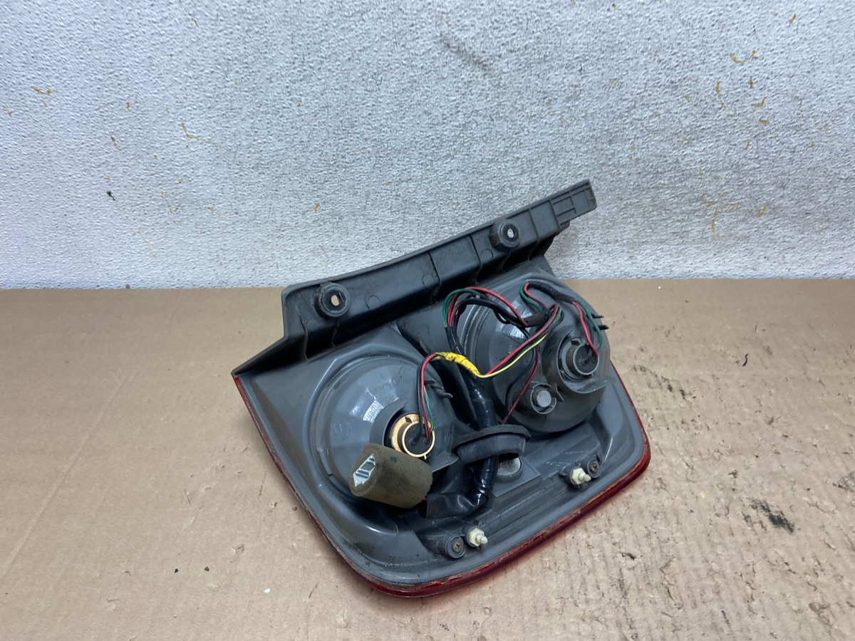 2003 2004 2005 Honda Pilot Right Passenger RH Side Tail Light AI2528 LK4